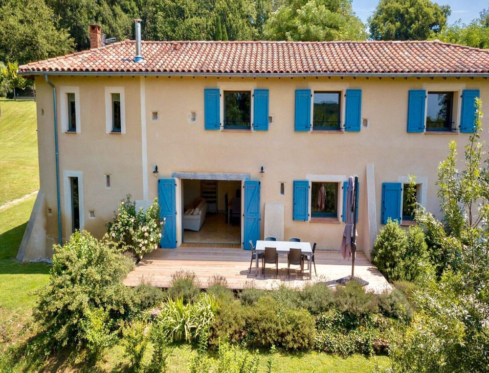 French Villa with Pool & Games Room