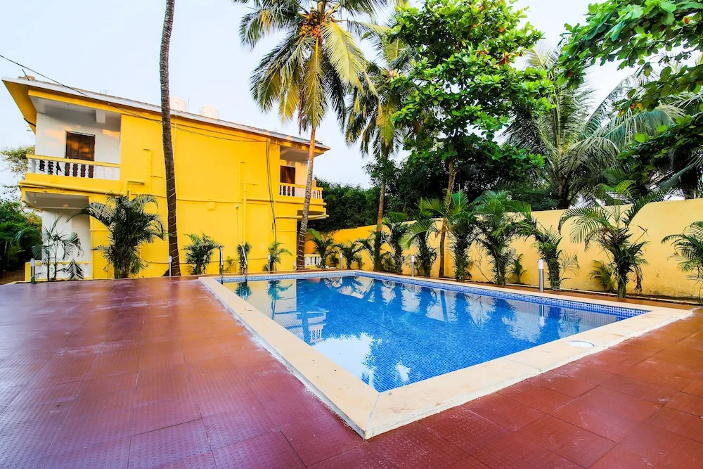 Coco Resort Morjim