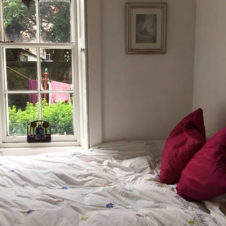 1 Bedroom Apartment Next To The Meadows
