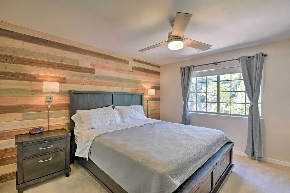 Modern Flagstaff Home w/ Bbq: Walk Downtown!