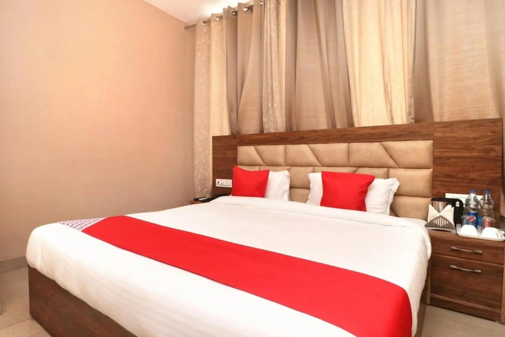 Hotel Platina Derabassi