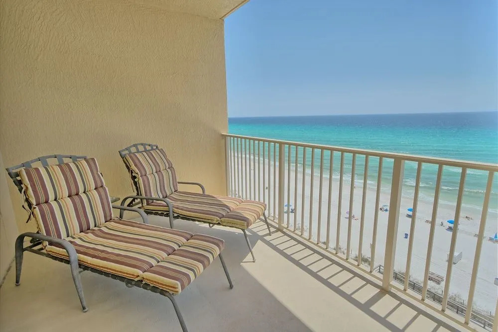 Tropical Gulf Front Condo with Picnic Area & Grills - Unit 0802 by RedAwning