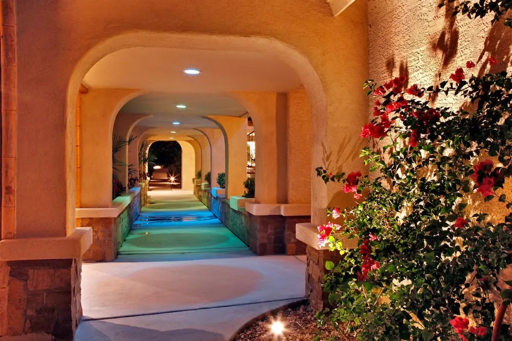 Desert Hills Paradise 5 Br By Casago
