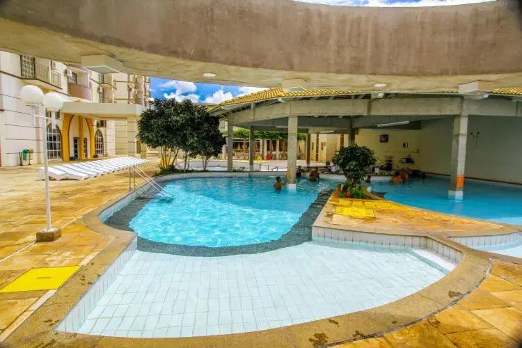 Diroma Exclusive - Piscinas 24 horas, sauna, estacionamento grátis!!!