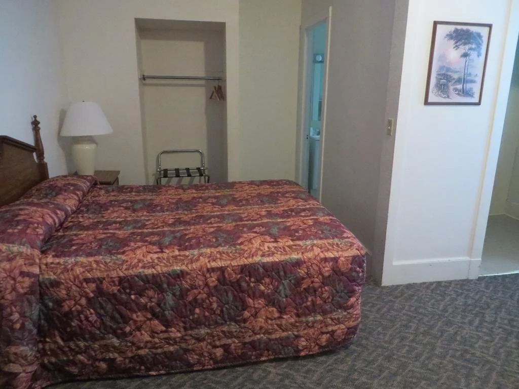 Travelers Hotel