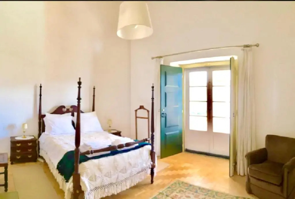 Apartment with 2 bedrooms in Praia do Ribatejo with wonderful lake view enclosed garden and WiFi 200 m from the beach