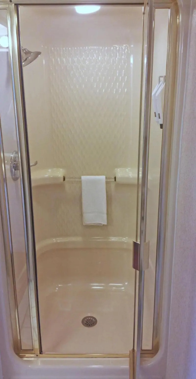 Charlevoix Inn & Suites SureStay Collection by Best Western