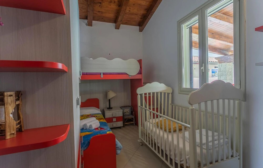 Stunning Home in Punta Cirica With 4 Bedrooms, Wifi and Outdoor Swimming Pool