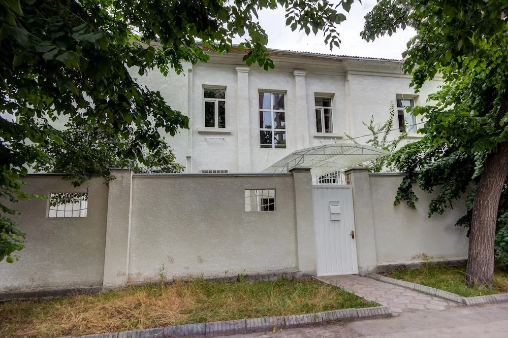 Hostel Frunze
