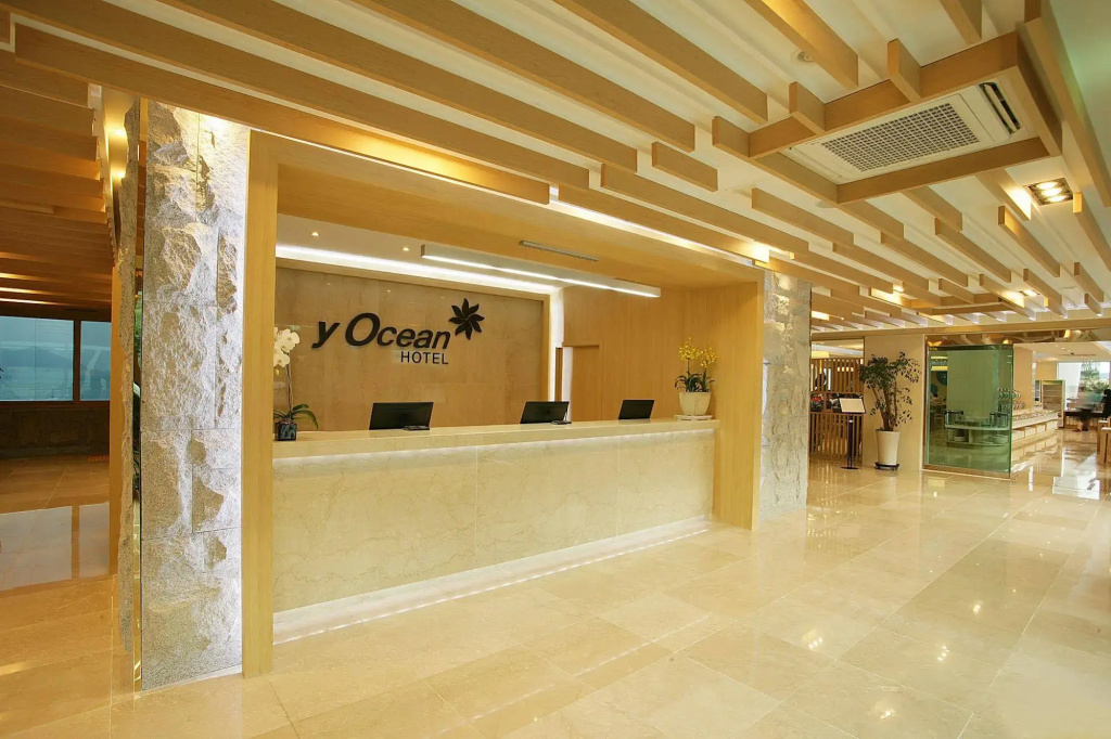 Y Ocean Tourist Hotel