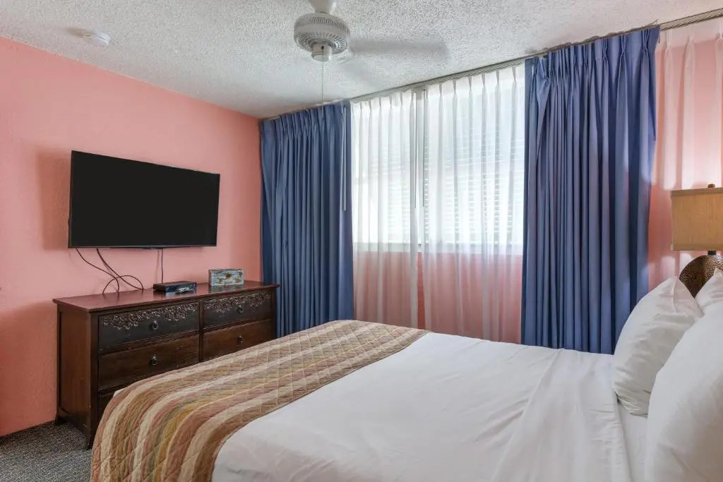 St Kitts Suite 412