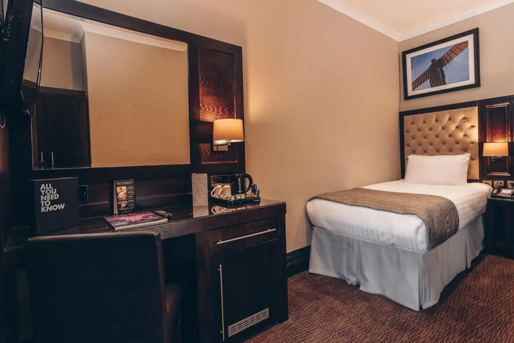 The County Hotel Newcastle