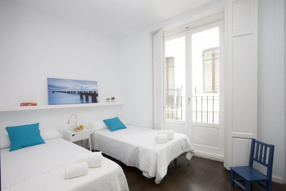 Calatrava by Alma Suites