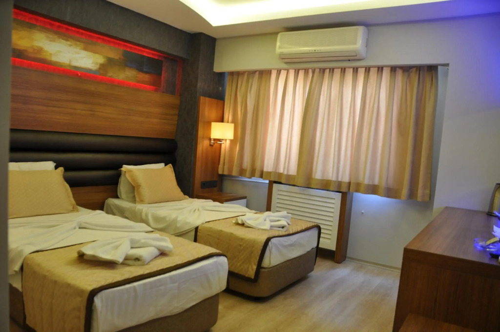 İzmir Otel Kabaçam