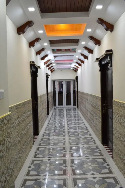 Dream Land Hotel