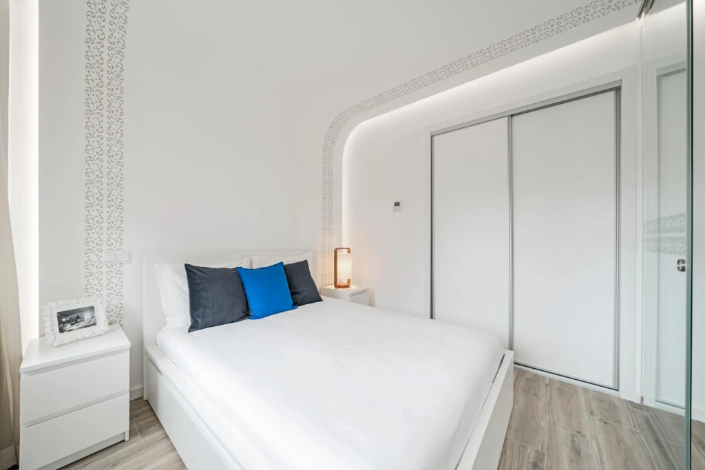 Drapes Design Apartments 3A Francês by An Island Apart