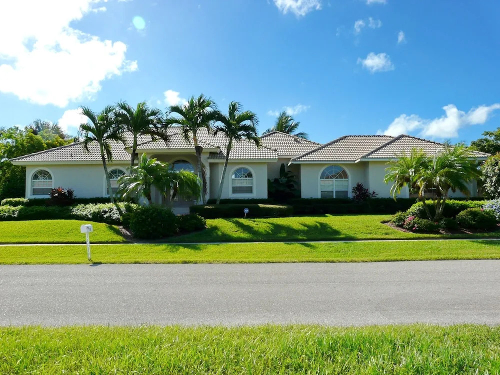 1165 Lamplighter Court
