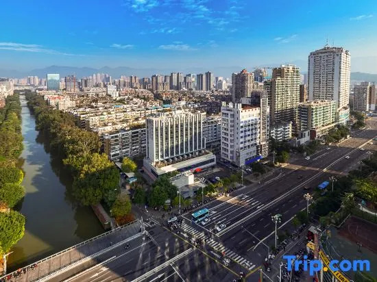 Atour Hotel, Doumen Metro Station, Hualin Road, Fuzhou