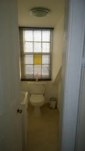 16A Low Street
