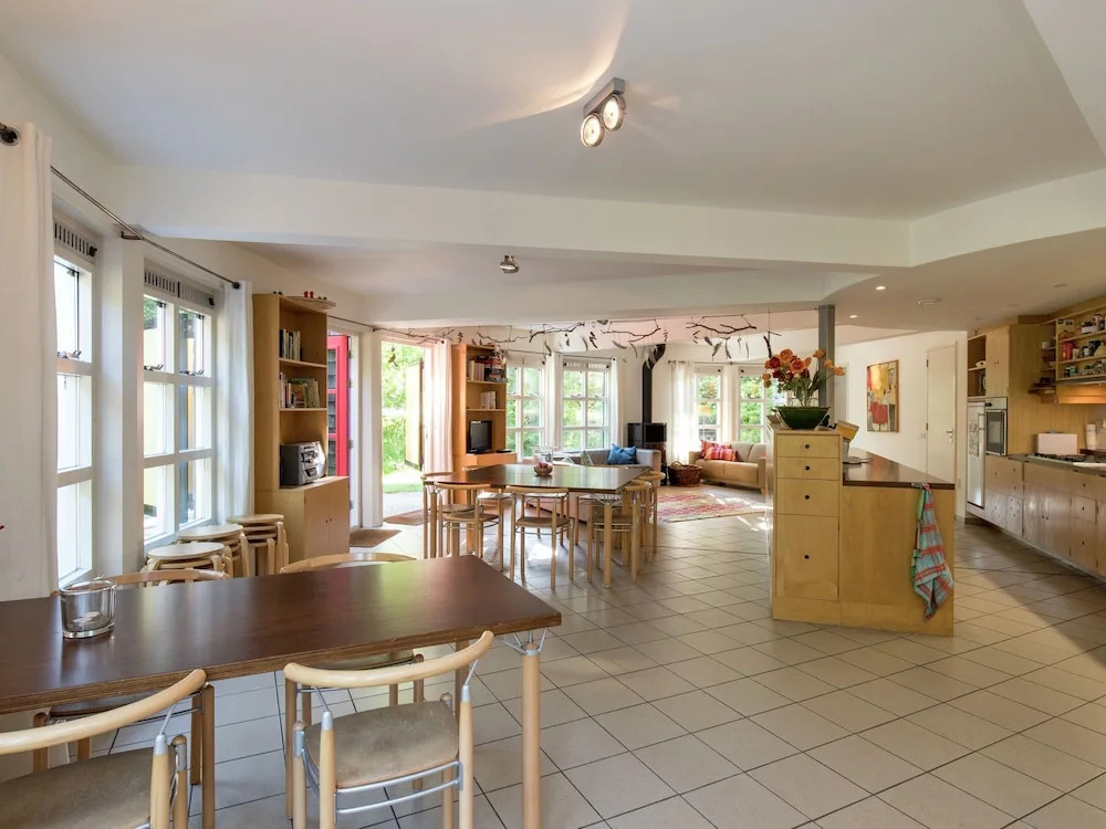Luxurious Holiday Home in Ouddorp Near Beach