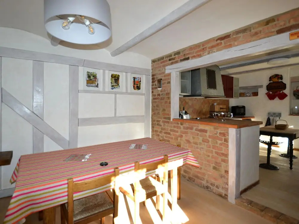 Quaint Villa With Private Pool in Molières-sur-cèze