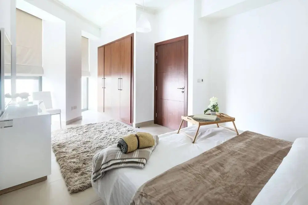 Beautiful One Bedroom In Burj Residence 4