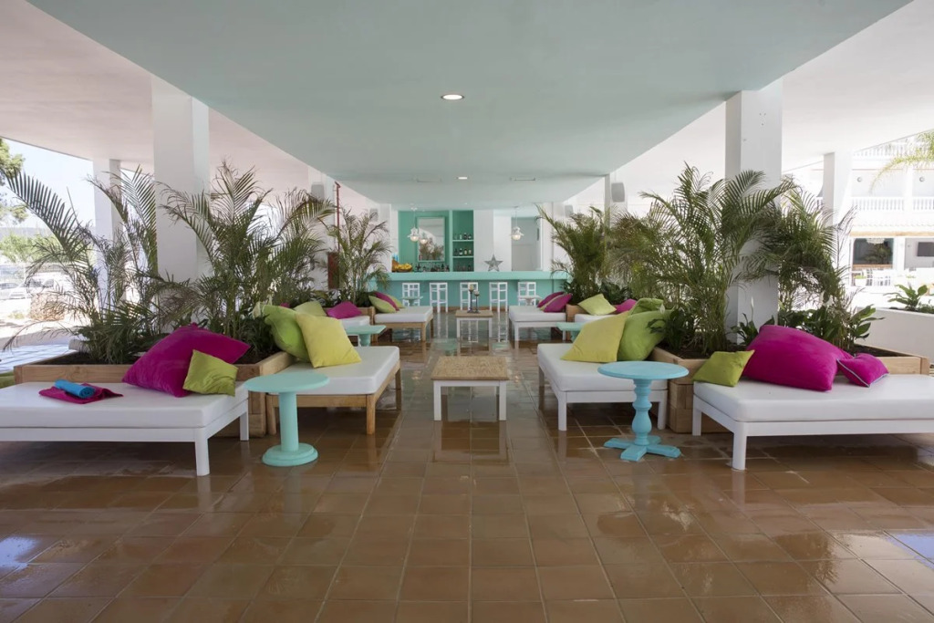 ENDLSS BEACH & DISCO HOTEL IBIZA Adults Only