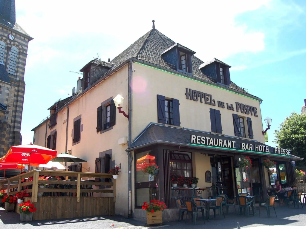 Logis Hotel De La Poste