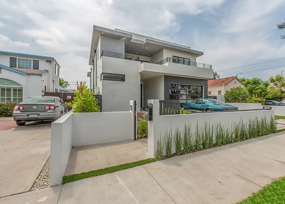 Laurel Modern Villa