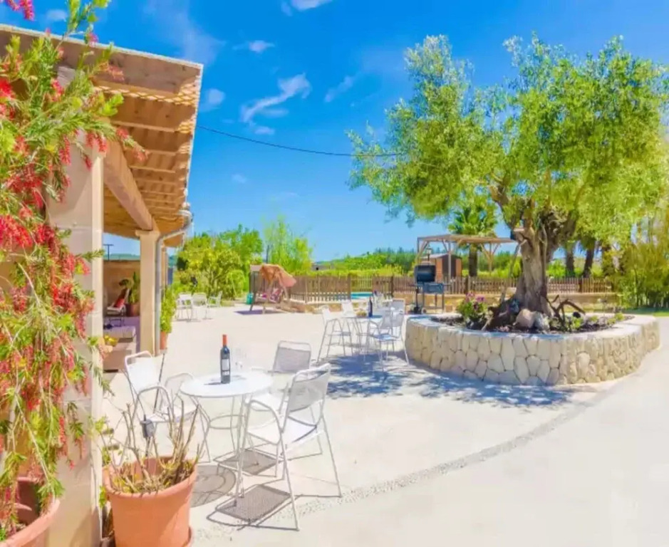 Rustic House in Montuiri With Private Pool