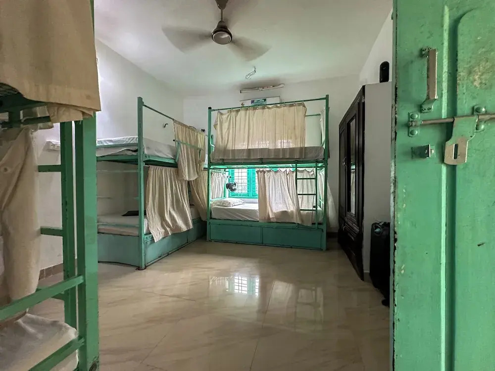 Mollys Hostel