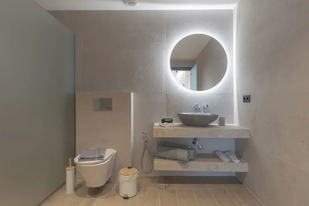 Alora Luxury Suites