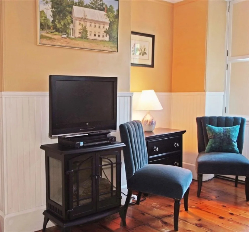 Blind Tiger Portland - Carleton Street Guest House