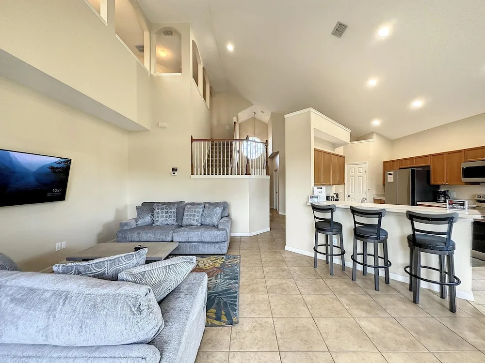 Luxury 6BD 3,5BA Pool Home in Windsor Palms Resort villa