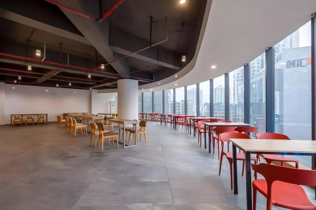 Today High-rise River View Homestay (Chongqing Jiefangbei Pedestrian Street Hong Ya Dong)