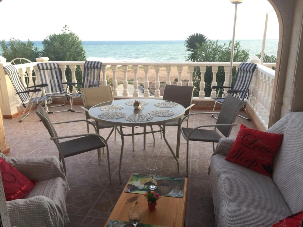 Seafront Dream Apartment