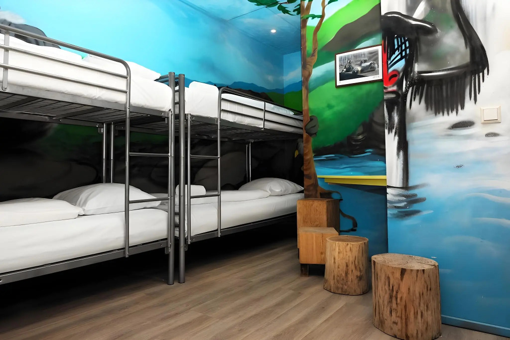 Amsterdam Teleport Hotel