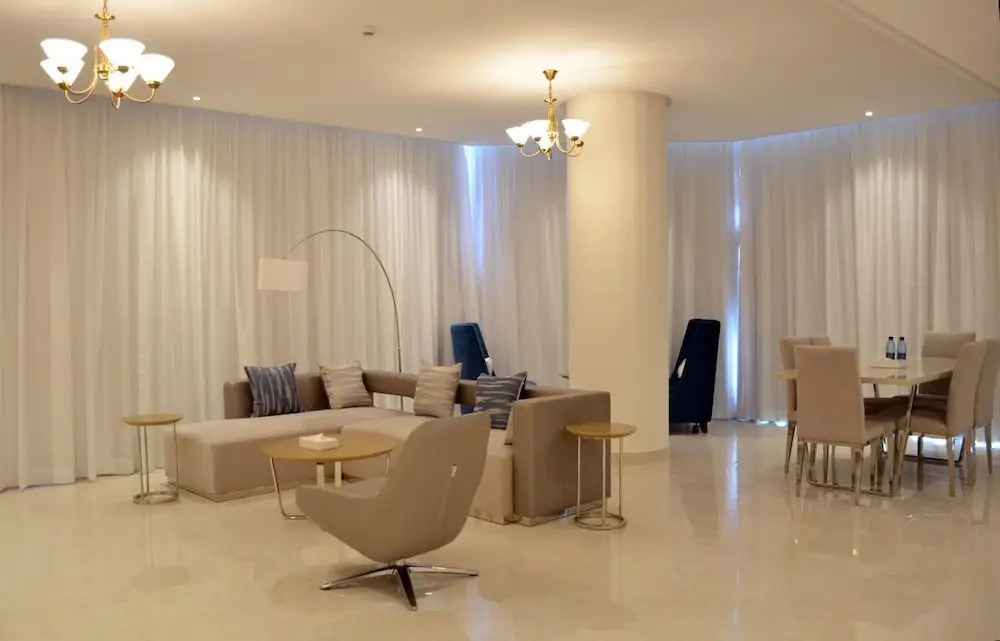 The Lodge Suites