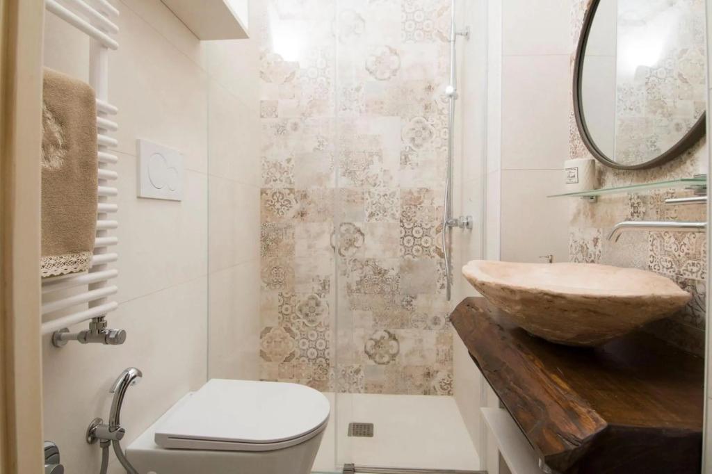 apartment in the center, ideal for couples, excellent location, possibility of parking-Dimora Via Vitti 1
