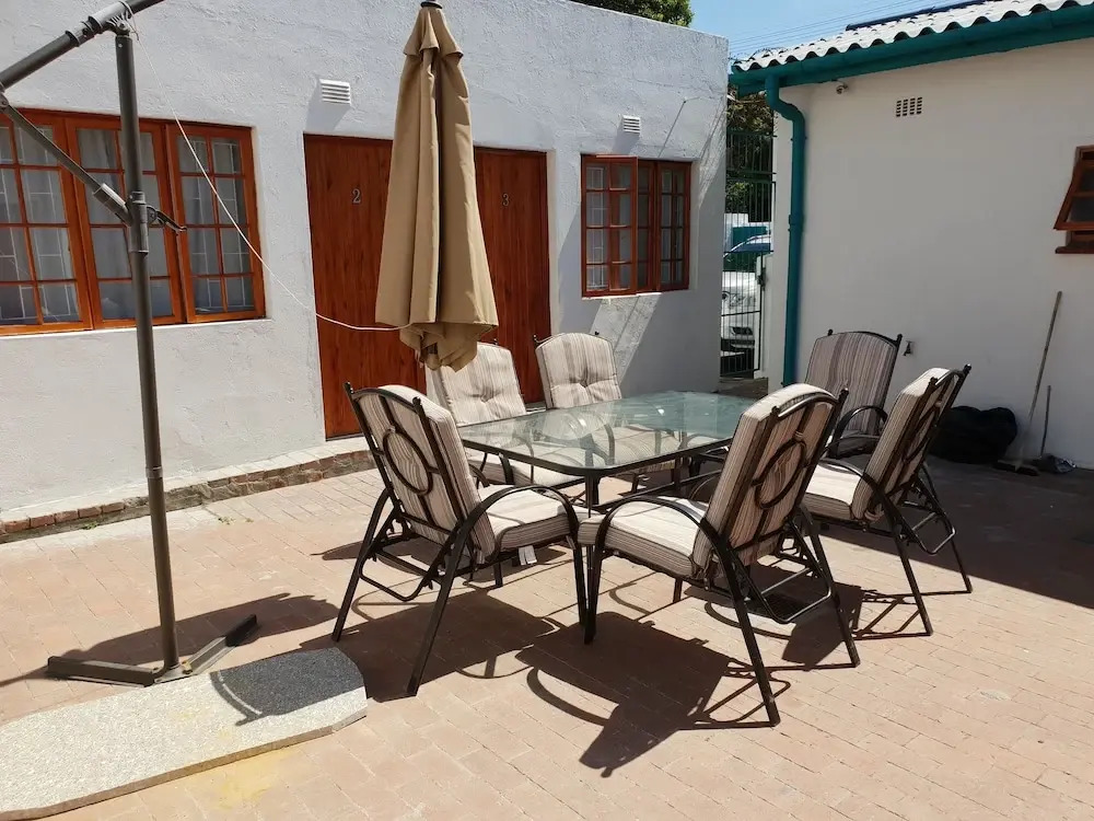 Fama Lodge Rm8