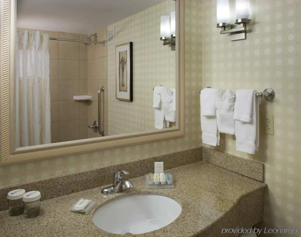 Hilton Garden Inn Naperville/Warrenville