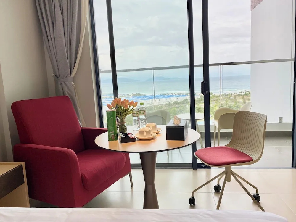 Cam Ranh Nha Trang Seaview Condotel