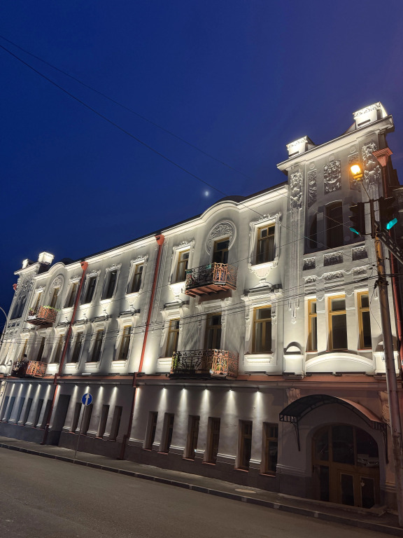 Апартаменты Cozy attic in old Tbilisi yard
