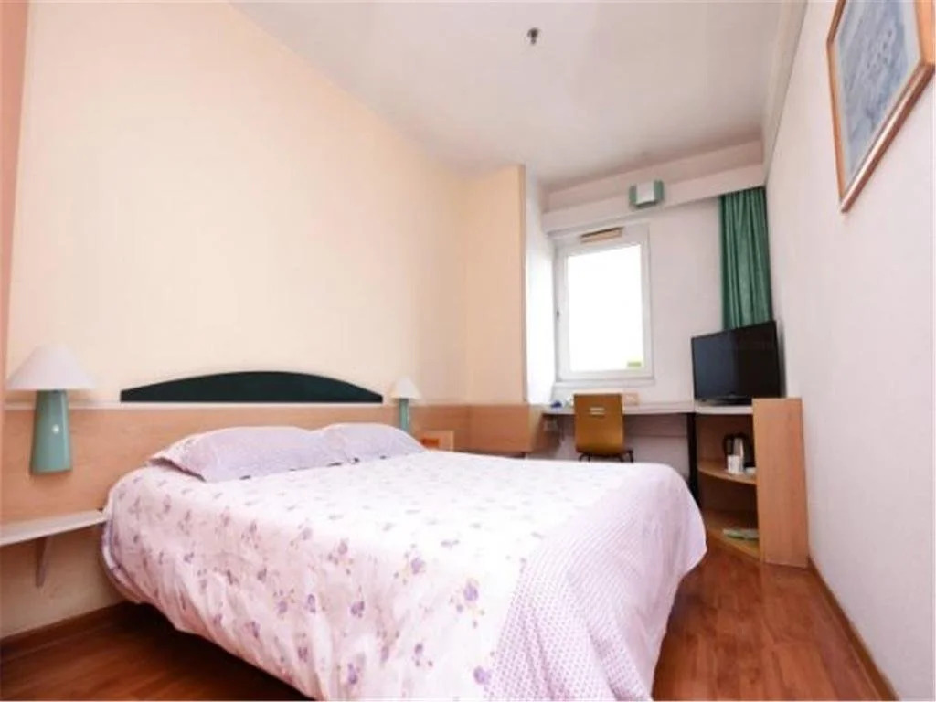 Motel 168 Qingdao Changjiang Middle Road