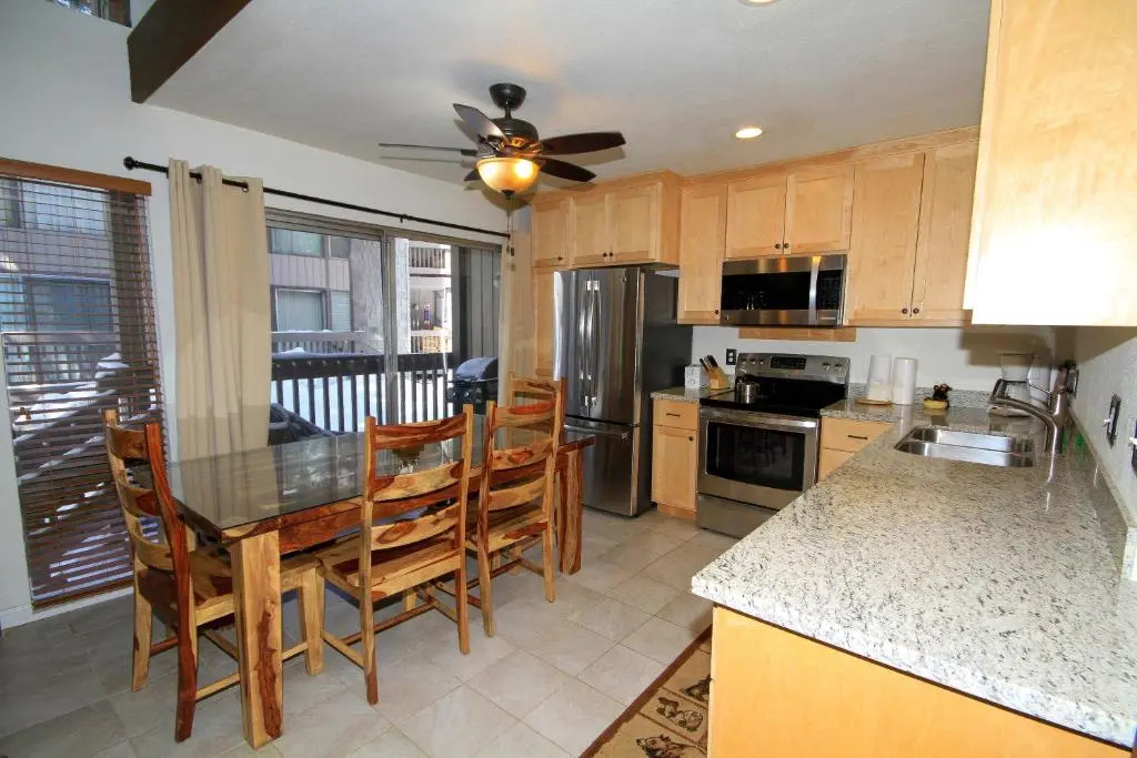 Sierra Park Villas #82