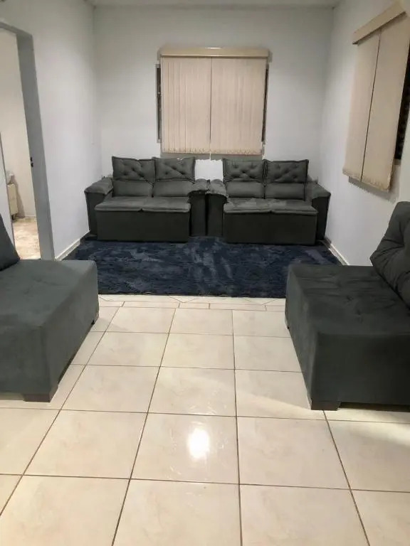 Casa 3/4 com piscina e mesa de sinuca em Caldas Novas