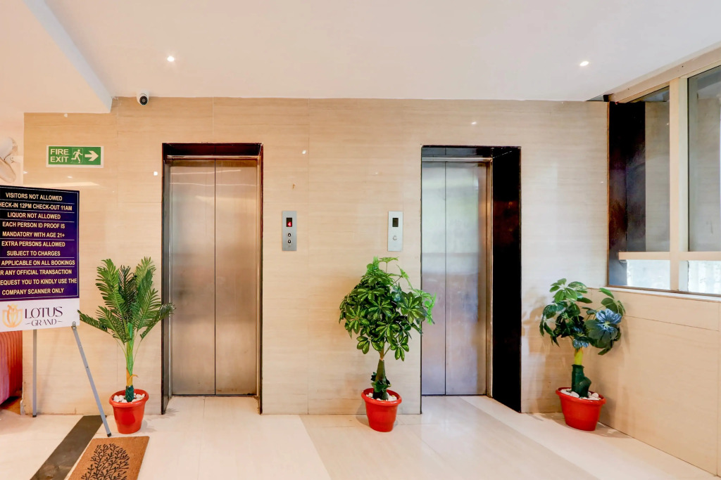 Super Townhouse Lotus Grand