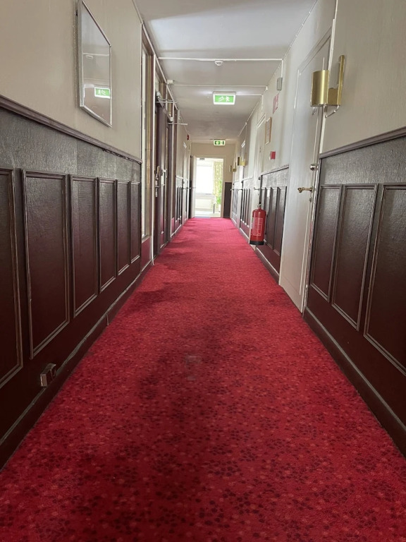 Saga Hotell