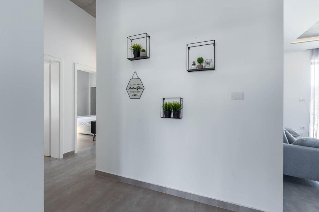 Villa Sama by Villsy