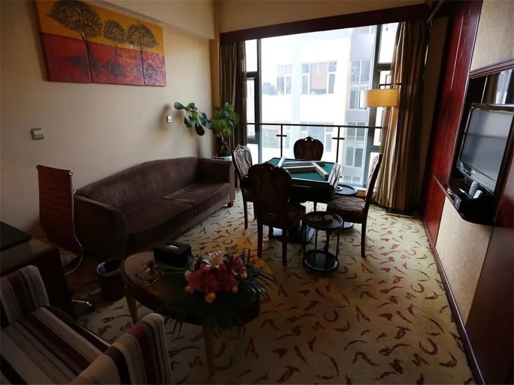 Yiya Sunshine Hotel Guanshang - Kunming